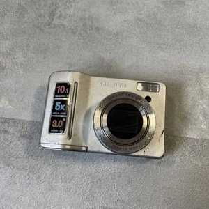 Samsung S1050 10.1MP Digital Camera Silver - Picture 1 of 6