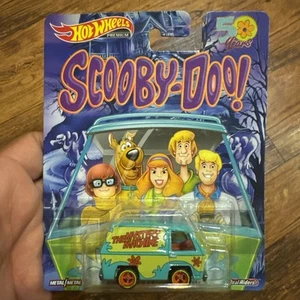 Mattel Hot Wheels - Scooby-Doo Mystery Machine Van 50 Years 2019 - Picture 1 of 6