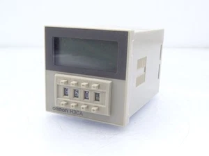 OMRON H3CA-8 AC100/110/120 TIMER USED (1229170937 - ) - Picture 1 of 3