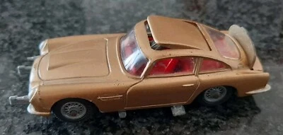 CORGI TOYS, AstonMartin DB5 007, ORIGINALE, 1/43, ottime condizioni. - Immagine 1 di 4