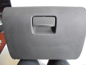 FORD FOCUS MK2 04-10 GLOVE BOX 4M51 A06044 BEW - Picture 1 of 2