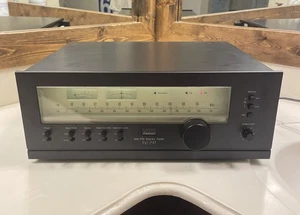 Sansui TU-717 AM/FM Stereo Tuner  - Picture 1 of 15