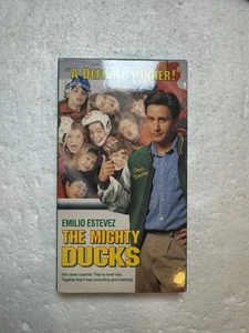 The Mighty Ducks (VHS, 1993) - Picture 1 of 12