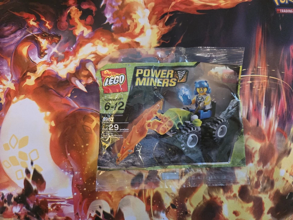 LEGO Power Miners 8907 Rock Hacker 100% Complete New In Polybag! Retired - Image 1 of 1