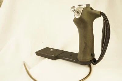 Empuñadura izquierda Zenza Bronica vintage VERDE, para S S2 S2A, ¿militar? . de USA Foto 1 de 4