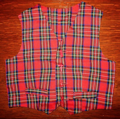 Chaleco de tartán hecho a mano para niños pequeños con botones en forma de herramienta Foto 1 de 4