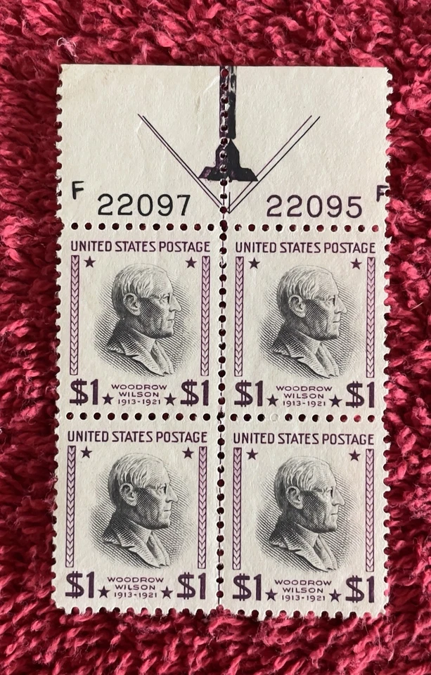Scott #832, $1 Woodrow Wilson, "Prexy" series, Top #F22097/22095 VF MNH (R14-50) - Image 1 of 1
