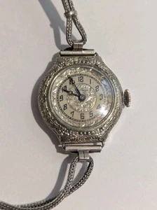 Stunning Antique Ladies Helbros Art Deco Wrist Watch Gold Face Working Perfectly - Picture 1 of 6