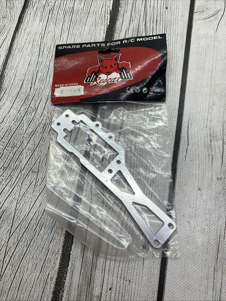 Redcat Racing Aluminum Chassis Brace - Image 1 of 4