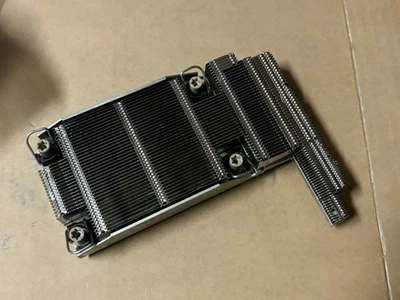 Высокопрочный радиатор Dell PowerEdge R660 R760 185 Вт J8C66 LGA-4677 0J8C66 - Изображение 1 из 3