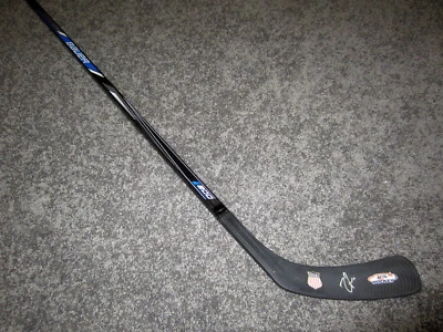 Palo de hockey autografiado firmado por Zach Parise Minnesota Wild Team EE. UU. con certificado de autenticidad Foto 1 de 2