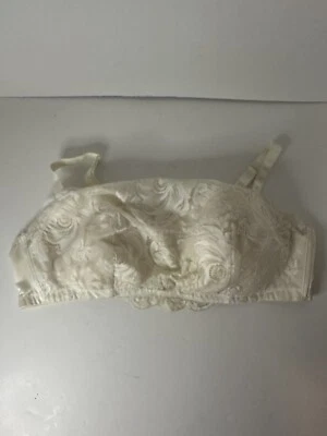 Sutiã Cami Feminino Comfort Choice Plus Size Renda Sem Fio 42C Marfim - Imagem 1 de 4