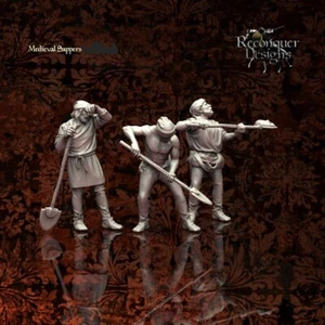 Reconquer miniature Medieval 28mm Sappers Workers Shovels Diggers - Picture 1 of 4