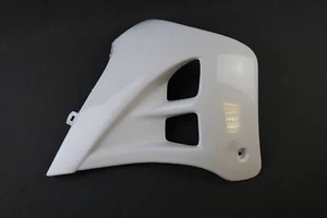 NEW GENUINE GILERA Right Hand Panel White Gilera HK50 RK50 1998 942883 - Picture 1 of 2