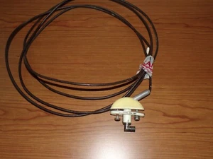 Dayton-Granger 25ARM300-20A ADF Feed Through Insulator - Picture 1 of 2