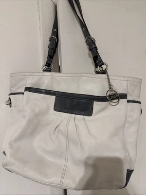 Coach A1067 - F14673 White Leather Pleated Shoulder Bag – Gray Trim – Purple In - Image 1 of 4