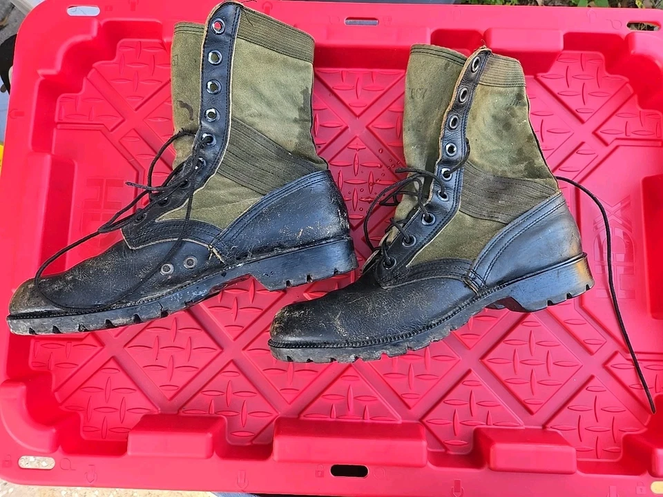 Vintage 1960s Green Black Bata Combat Boots Vietnam ? - Image 1 of 4