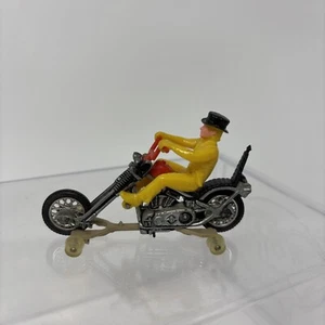 Hot Wheels Rrrumblers Mean Machine Red/ Black W/ Yellow Hat Rider & Guide 1971 - Picture 1 of 11
