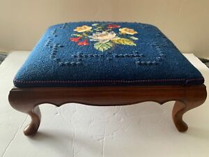 ANTIQUE ORNATE VICTORIAN BLUE FLORAL NEEDLEPOINT FOOT STOOL