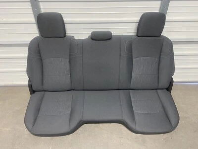 Dodge Ram 2500 3500 2010-2025 asientos traseros tela carbón doble cabina Foto 1 de 4