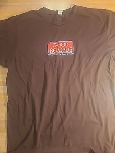 Camiseta Good Records Dallas Texas Store para hombre talla grande marrón - Imagen 1 de 2