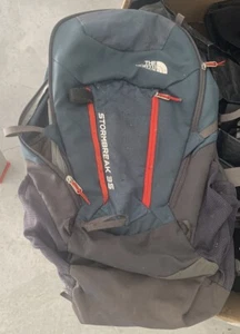The North Face Stormbreak 35 incl padded shoulder straps and hipbelt daypack - Picture 1 of 2