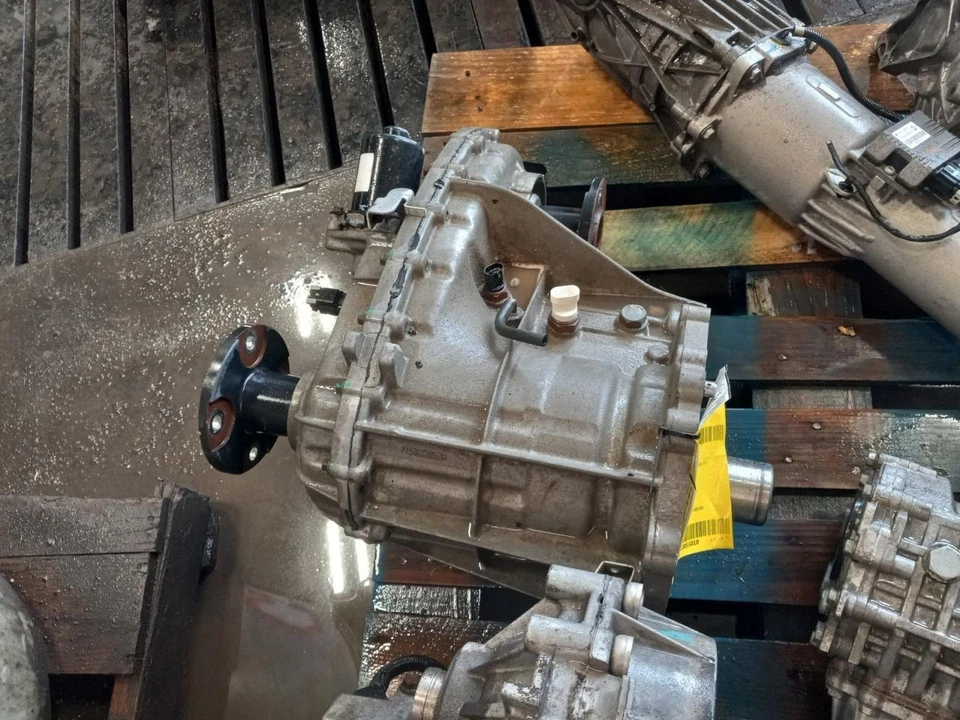 NISSAN TITAN XD 2016-2019 TRANSFER CASE 5.0L DIESEL 1670312 - Imagem 1 de 1