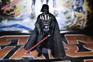 DARTH VADER ROTS 4 PULGADAS STAR WARS FIGURA REF D4479 - Imagen 1 de 2
