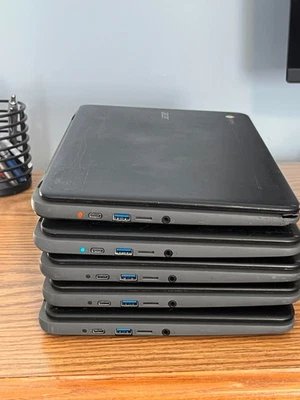Lot of 5 Acer Chromebook 11 C732 / C733 – Tested Working – 4GB RAM – 16/32GB eMM - Image 1 of 4
