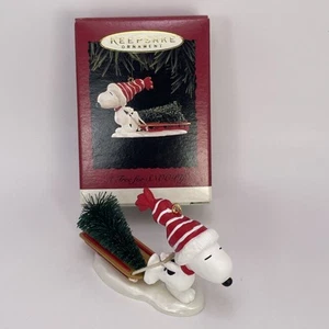 Hallmark Keepsake 1996 Christmas Ornament A Tree For Snoopy vintage sled Peanuts - Picture 1 of 16