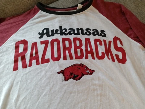 Arkansas Razorbacks Ladies size M. 3/4 length Cover