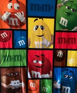 M&M's World 2018 Store Exclusive Fleece Throw Blanket 48" x 63" - Picture 1 of 9