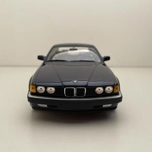 Minichamps 1/18 BMW 730i E32 blue Alloy Car Model - Picture 1 of 16