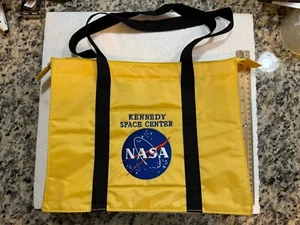 Vintage NASA Kennedy Space Center Attache/Papiertüte - Bild 1 von 23