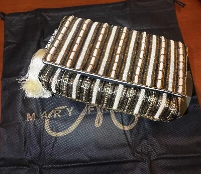 MARY FRANCES - STRIPE IT CREAM - BANDOLERA CLUTCH - NUEVO - PRECIOSO Foto 1 de 4