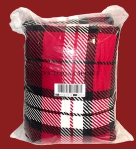 Victoria’s Secret Pink - 2021 Holiday Edition Red White Plaid Sherpa Blanket NEW - Picture 1 of 3