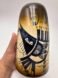 Vase en céramique signé TRRES VEDRAS Portugal 1989 Freiria - Foto 1 di 12