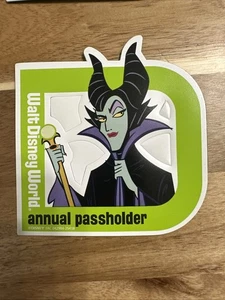 Walt Disney World 2025 Annual Passholder AP Maleficent Villain Magnet - Bild 1 von 1
