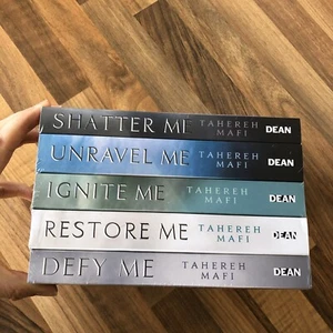 Shatter Me Serie Sammlung 5 Bücher Set von Tahereh Mafi - Shatter, Restore NEU - Bild 1 von 8