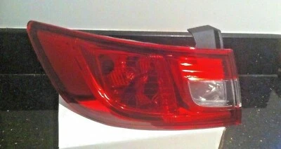 SE ADAPTA A RENAULT CLIO LUZ TRASERA IZQUIERDA LADO PASAJERO 2012-2015 Foto 1 de 3