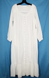 EILEEN WEST White Lawn BUTTON-UP Lace Trim FARMHOUSE Cottage Robe NIGHTGOWN M - Picture 1 of 6