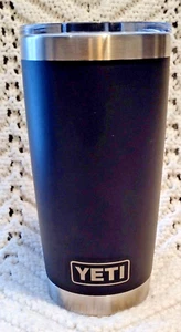 Vaso YETI Rambler 20 oz tapa deslizante magnética acero inoxidable Blackstone NUEVO negro - Imagen 1 de 6
