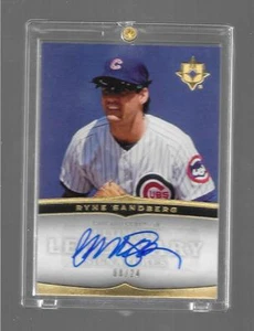 2007 Ultimate Collection - RYNE SANDBERG - Legendary Autograph - CUBS #d 08/24 - Picture 1 of 1