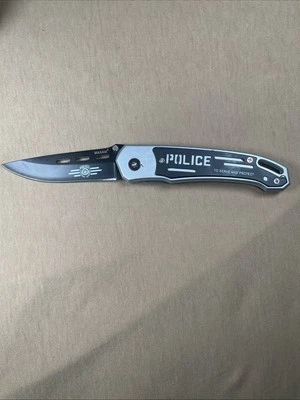 Police Officer Pocket Knife in Police Department Tin & Key Ring - Image 1 of 4
