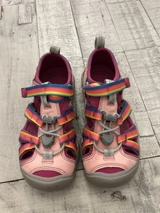 Sandalias de agua Keen Seacamp II CNX para niñas talla niños 12 arco iris/festival fucsia - Imagen 1 de 6