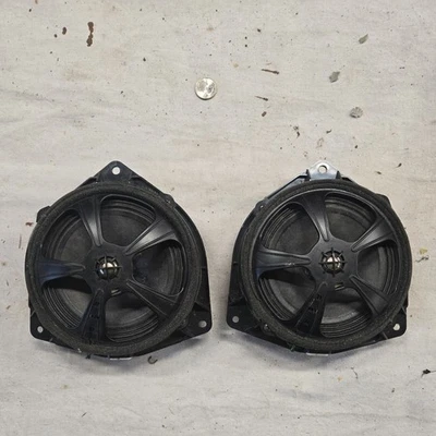 Lexus RX  GX470 2003-2009 Rear Door speakers pair 86160-0w570 Used: Fits Rx350 - Image 1 of 4