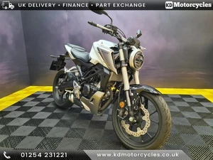 HONDA CB125 R, 2019, low miles free service + mot + warranty - Picture 1 of 18