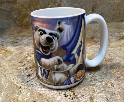 University of Washington Huskies Dawg Large Coffee MUG Cup College Football Cover