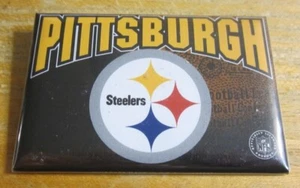 Pin de metal de fútbol americano de la NFL Pittsburgh Steelers 2"X3" - Imagen 1 de 2