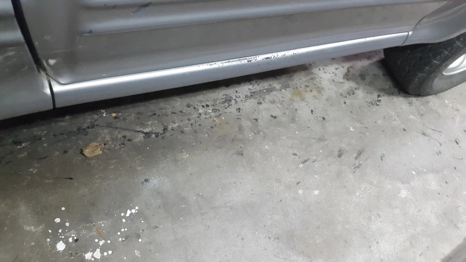 Rocker Panel Door Sill Panel Plastic Cover Right 3 Door for Hyundai Gallop - Image 1 of 1